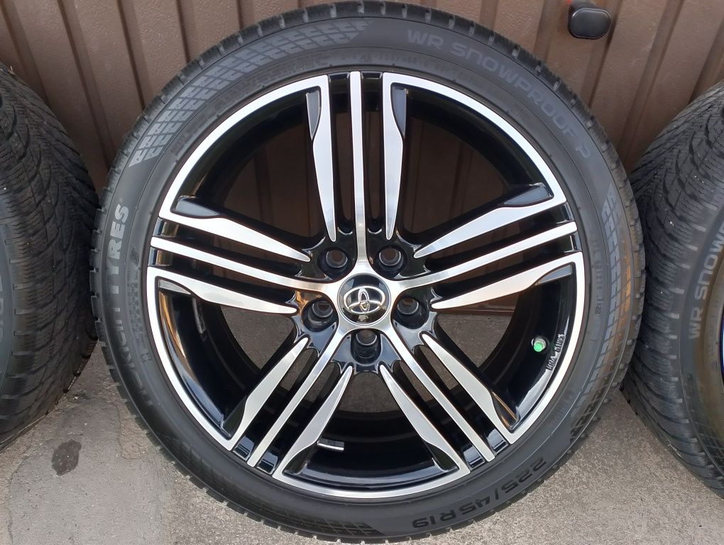 Koła toyota CHR 225/45R19