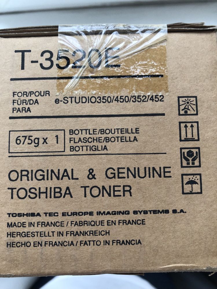 Тонер-картридж Toshiba T-3520E