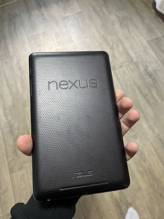 Планшет Asus Nexus 7