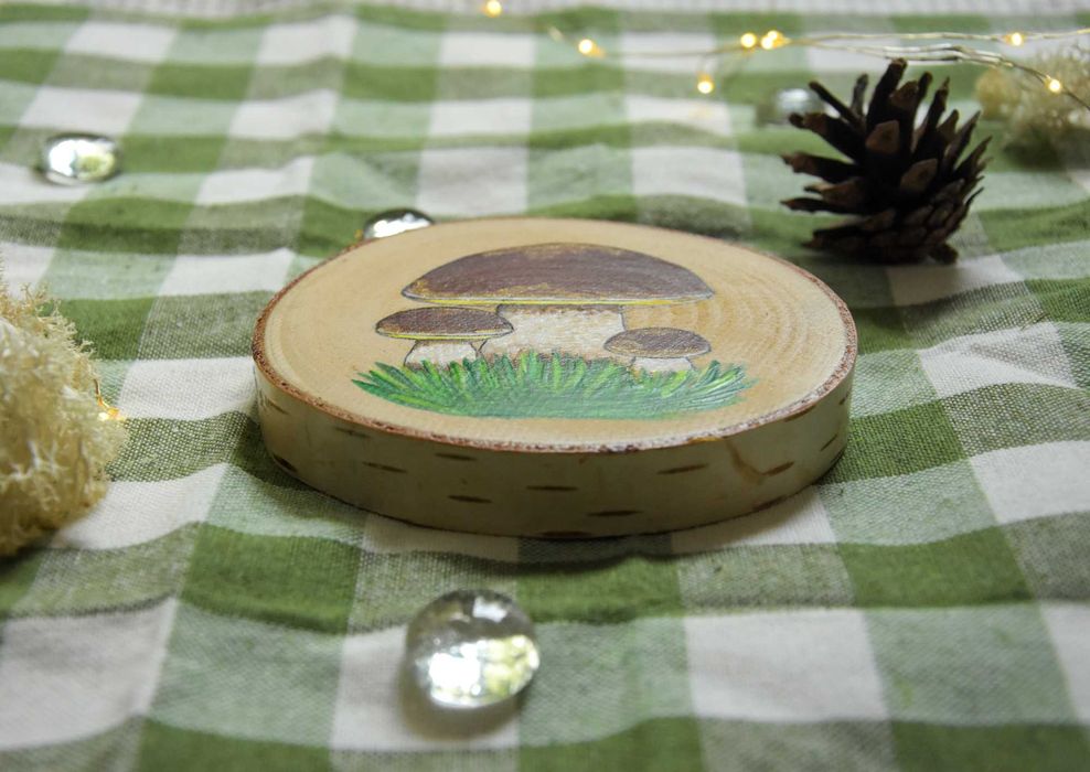 Drewniane ręcznie malowane jesienne ozdoby, prezent, grzyb, borowik