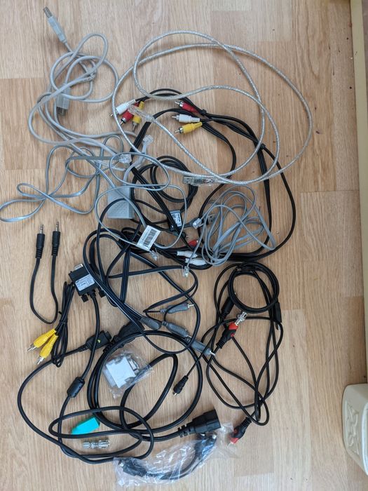 Провод, кабель, блок живлення, зарядний пристрій