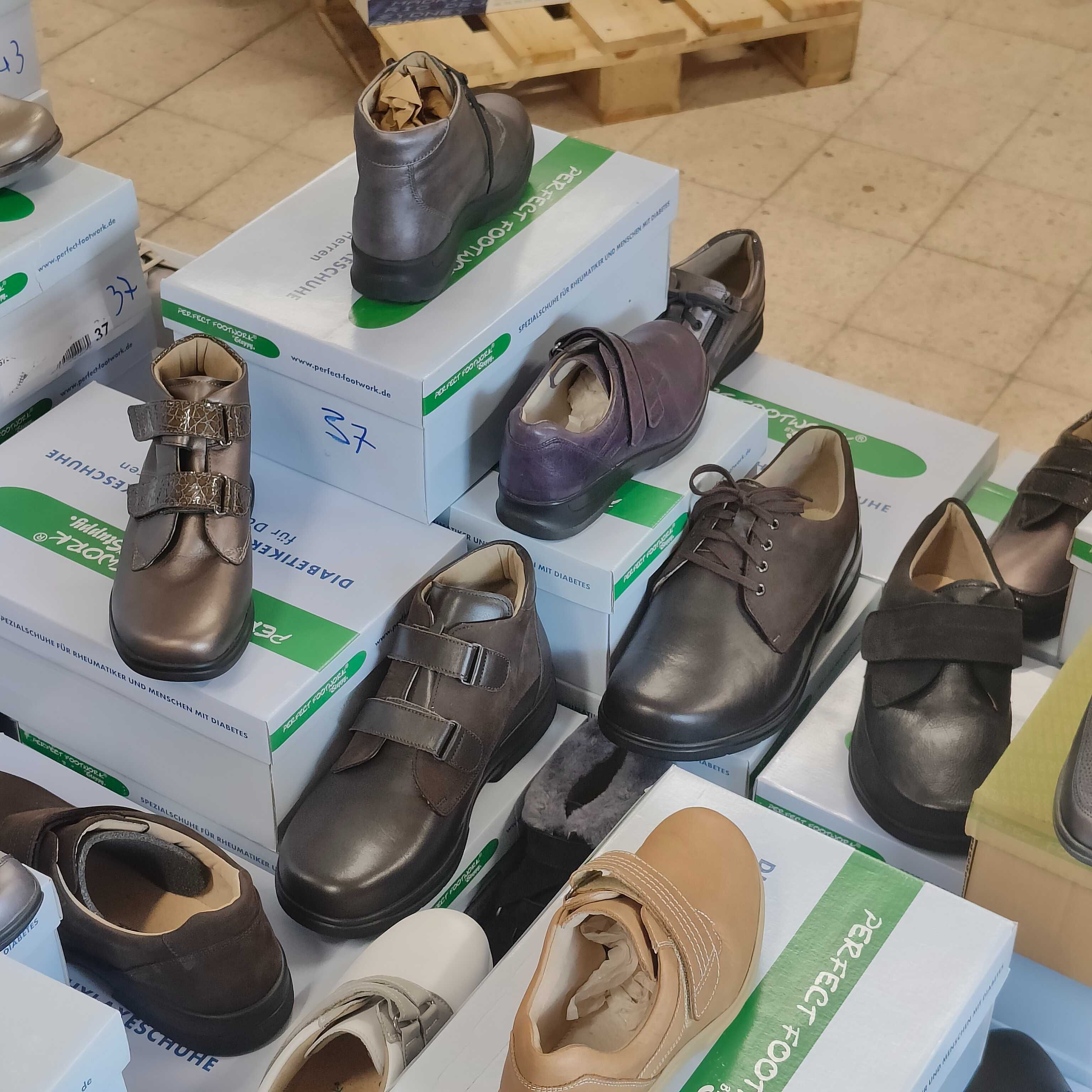 71 Pares de Calçado Ortopédico e Diabético 100% Pele Stuppy Footwork