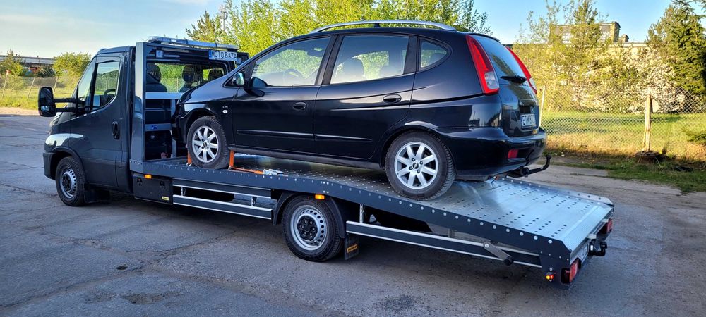 Pomoc drogowa Holowanie Transport Laweta 24 h Autoholowanie Suwałki