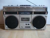 Radiomagnetofon HITACHI TRK-7250