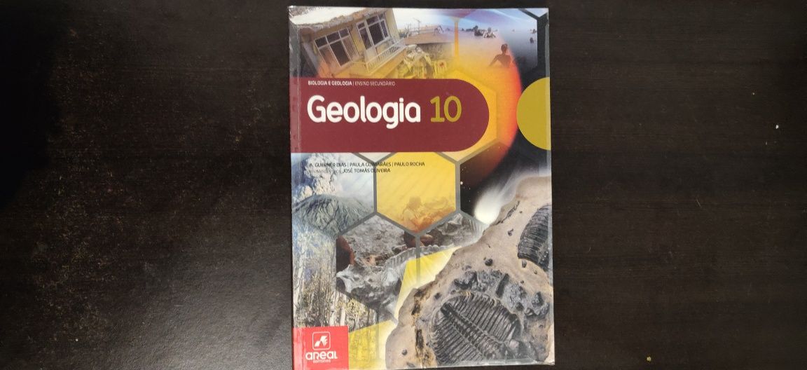 Livro de Geologia 10 Ano em ótimo estado