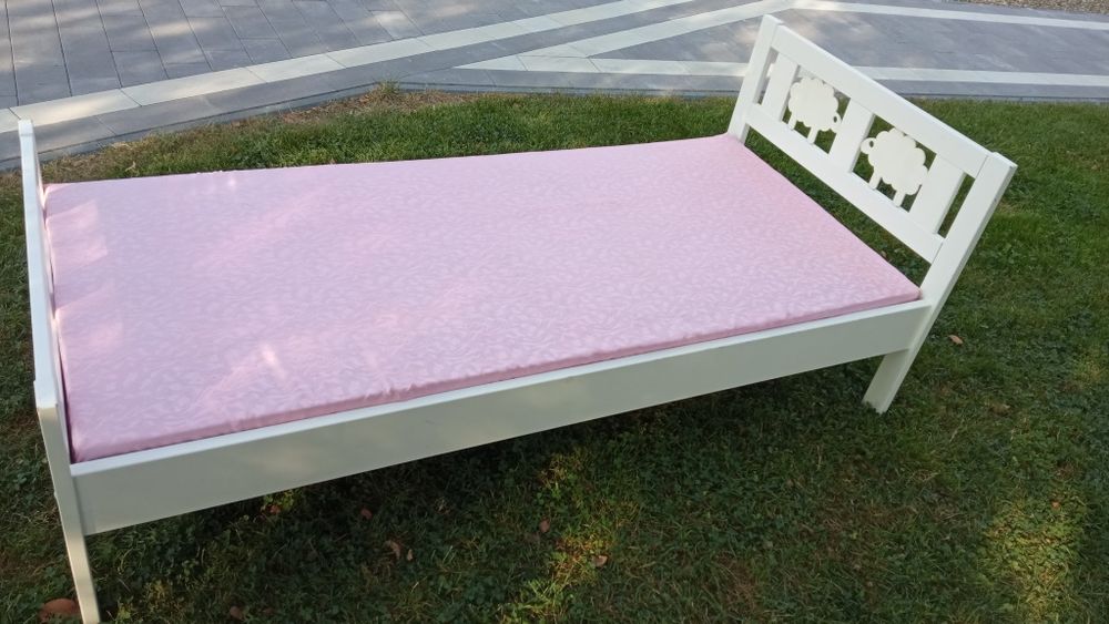 Łóżko dla dziecka białe ikea