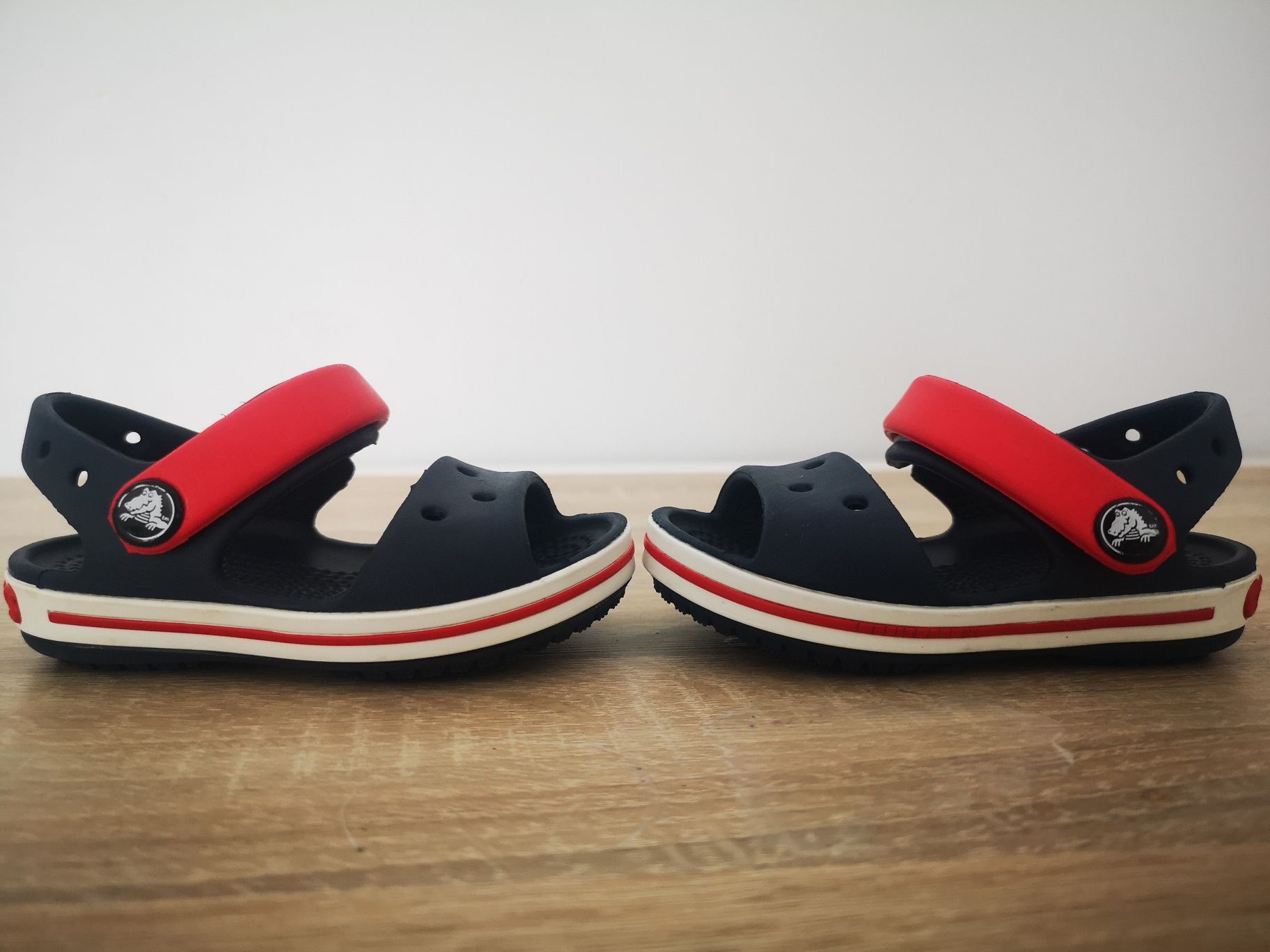Sandały Crocks C4 EU 19-20