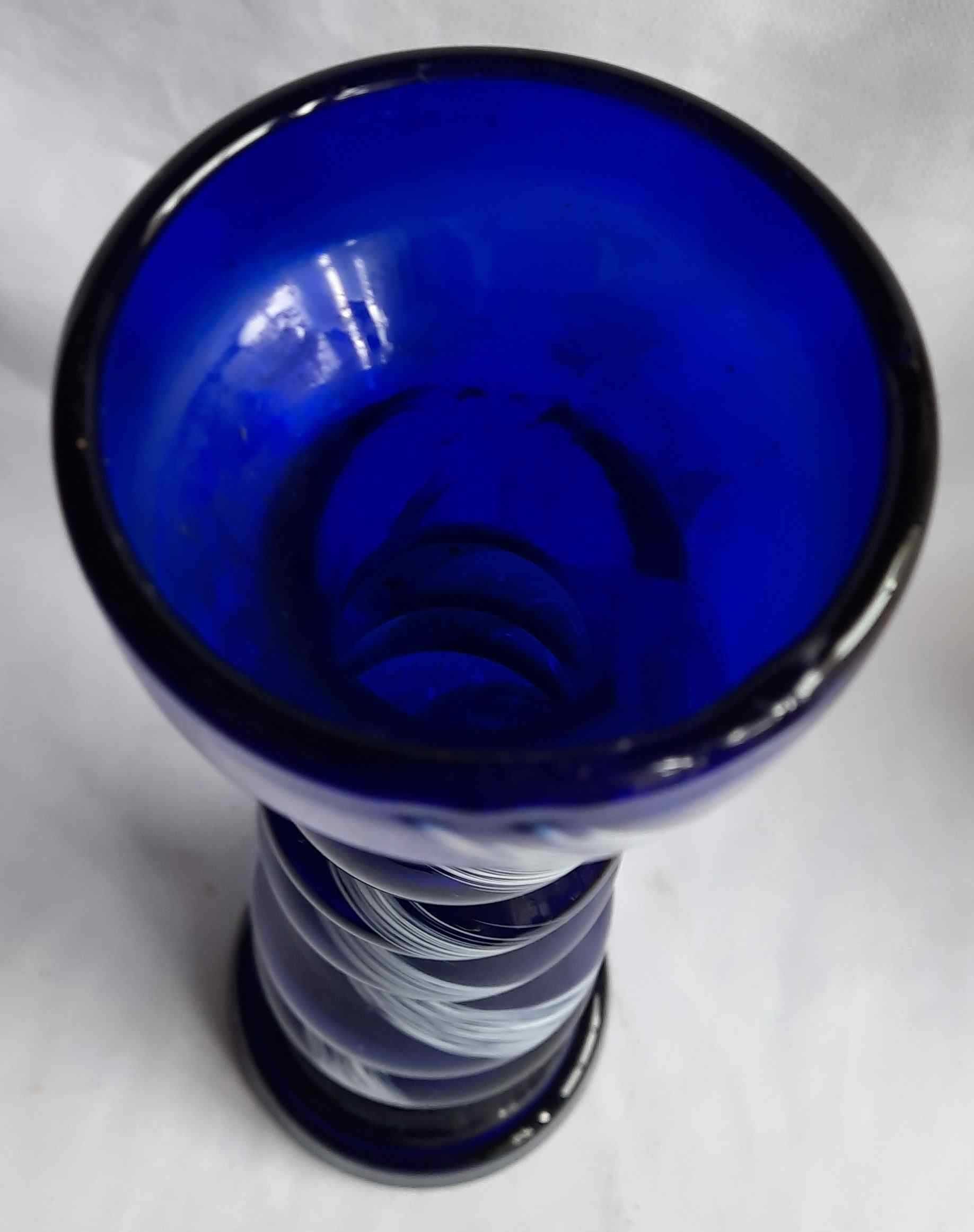 Kobaltowy wazon Bałwanek Szkło Prl