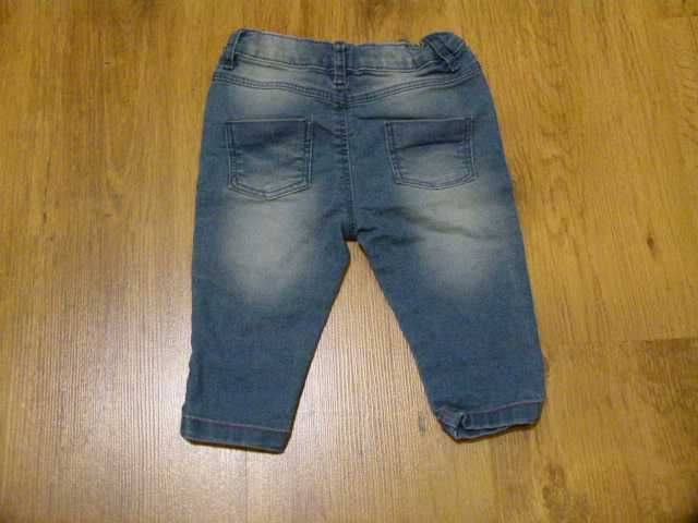 rozm 68/74 Pepco spodnie jeans z łatami