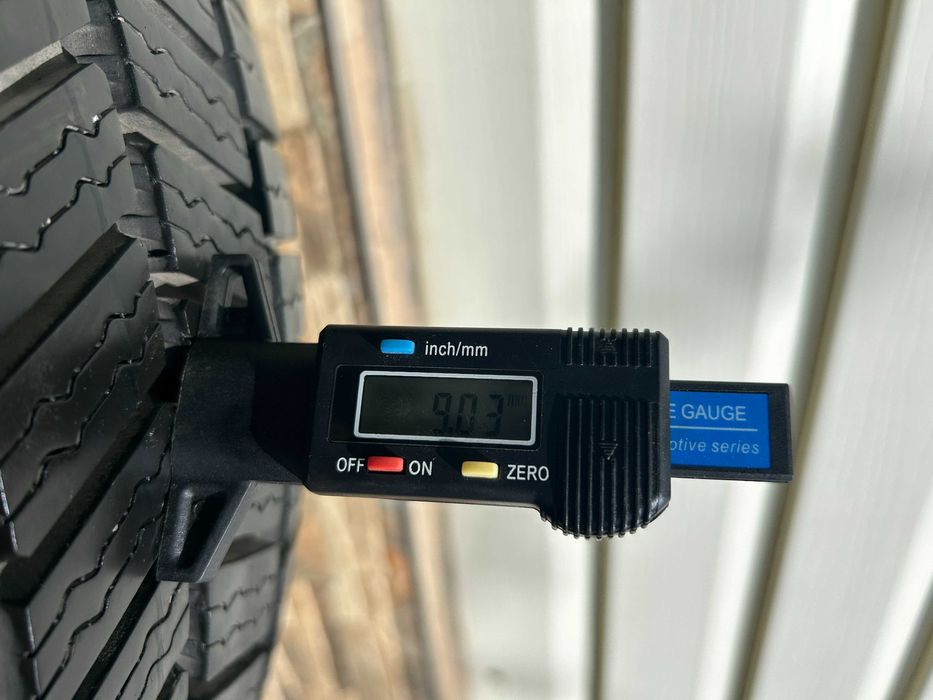 215 65 16 Continental VanContact A/S Ultra зима