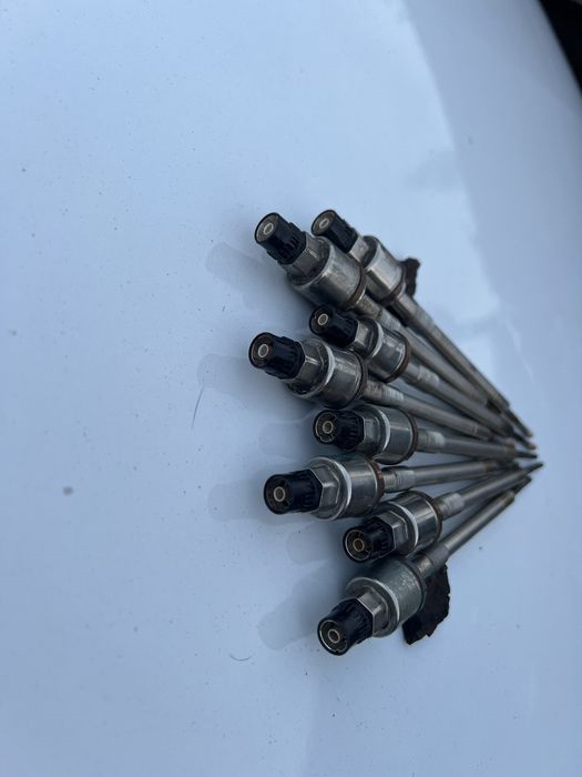 Свічка накалу з датчиком тиску Opel Insignia 2.0 AstraJ Zafira C свеча