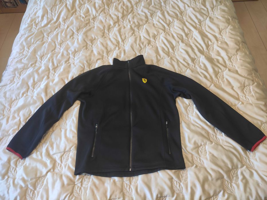 Męska bluza sportowa Ferrari r. L-XL bdb