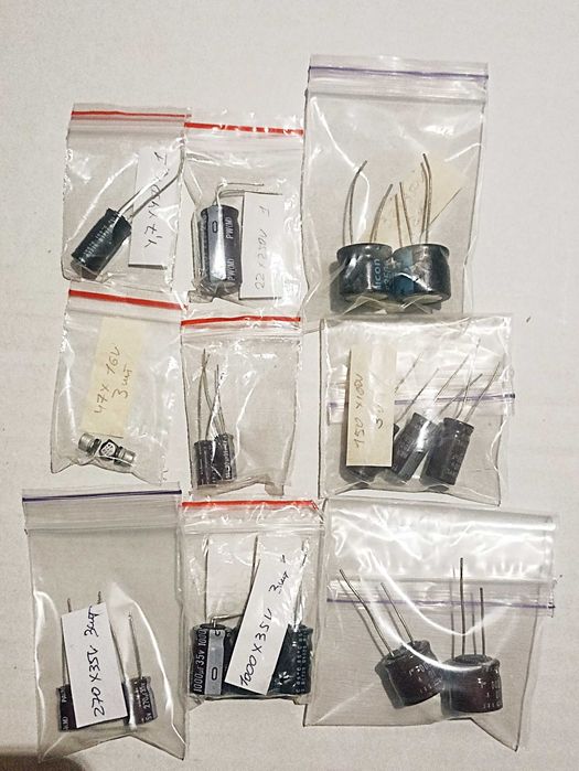 20шт набір конденсаторів 47/68/100/220/330/680/820/1800/2200/3900 uF