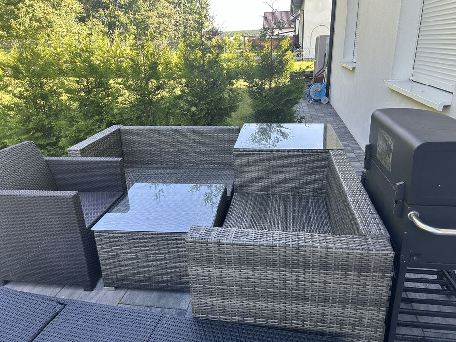 Ratanowe meble ogrodowe