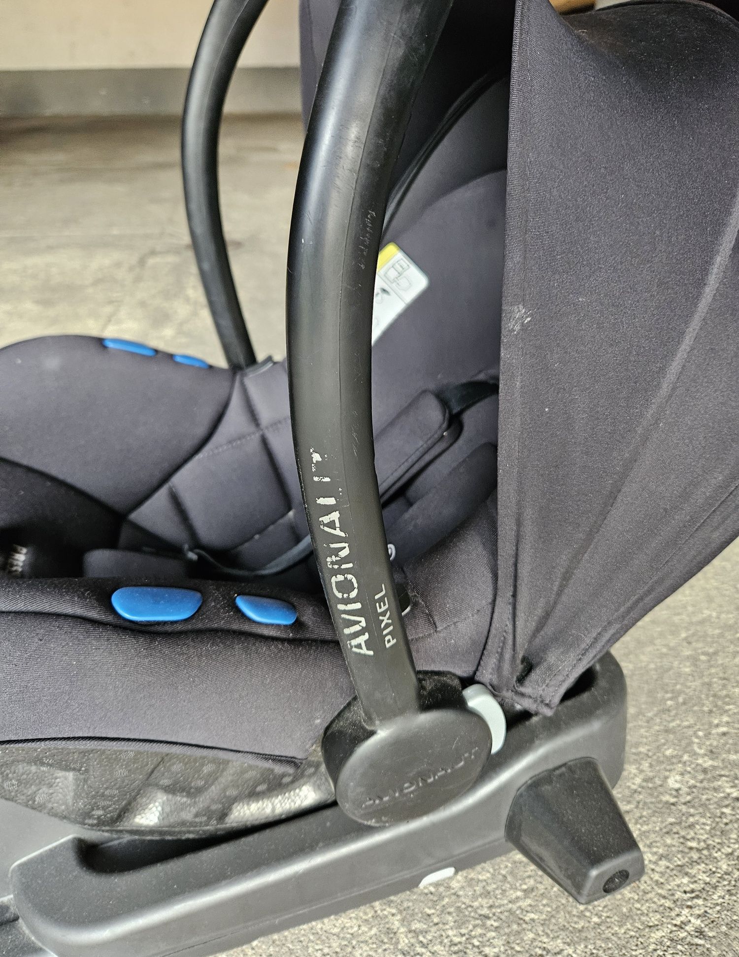 Fotelik Avionaut Pixel z bazą isofix