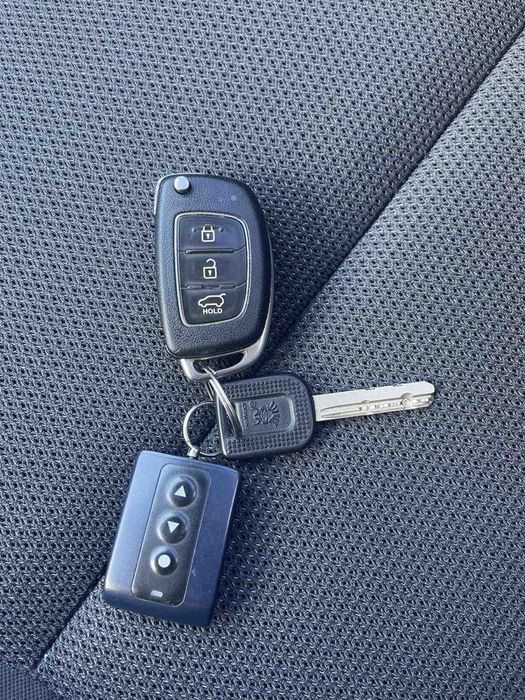 Продам  Hyundai Santa FE 2014