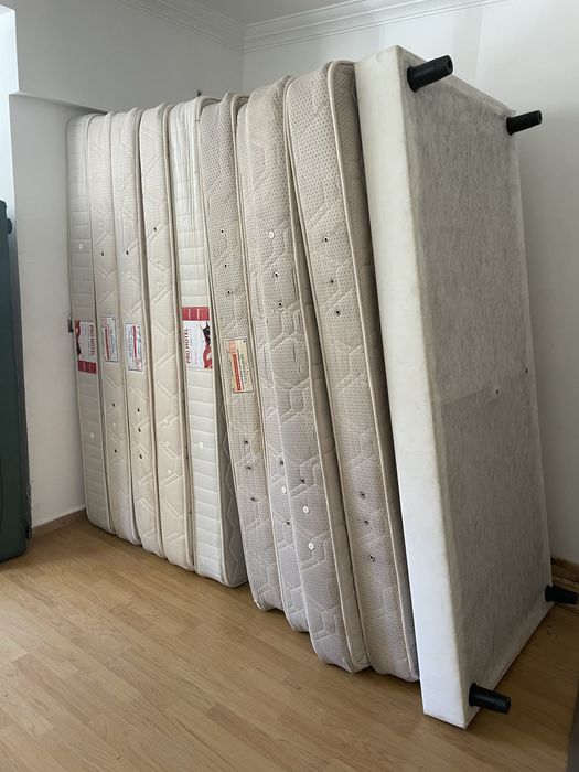 4 Beliche e 10 colchões