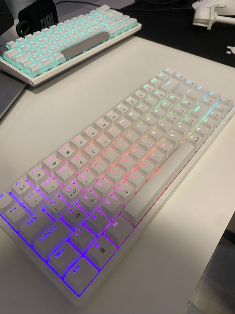 Teclado Mecanico Wireless Gaming Royal Kludge RK84