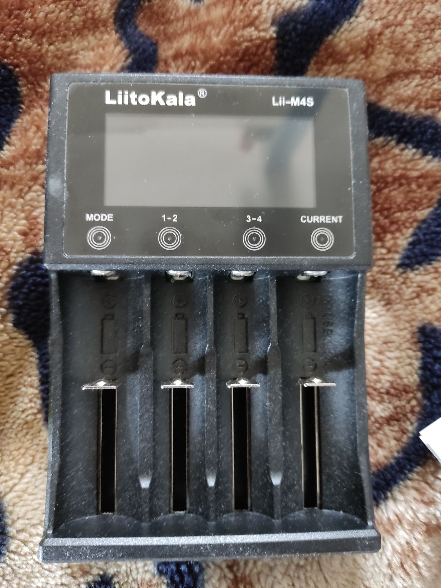 Ładowarka akumulatorków LiitoKala Lii-M4S
