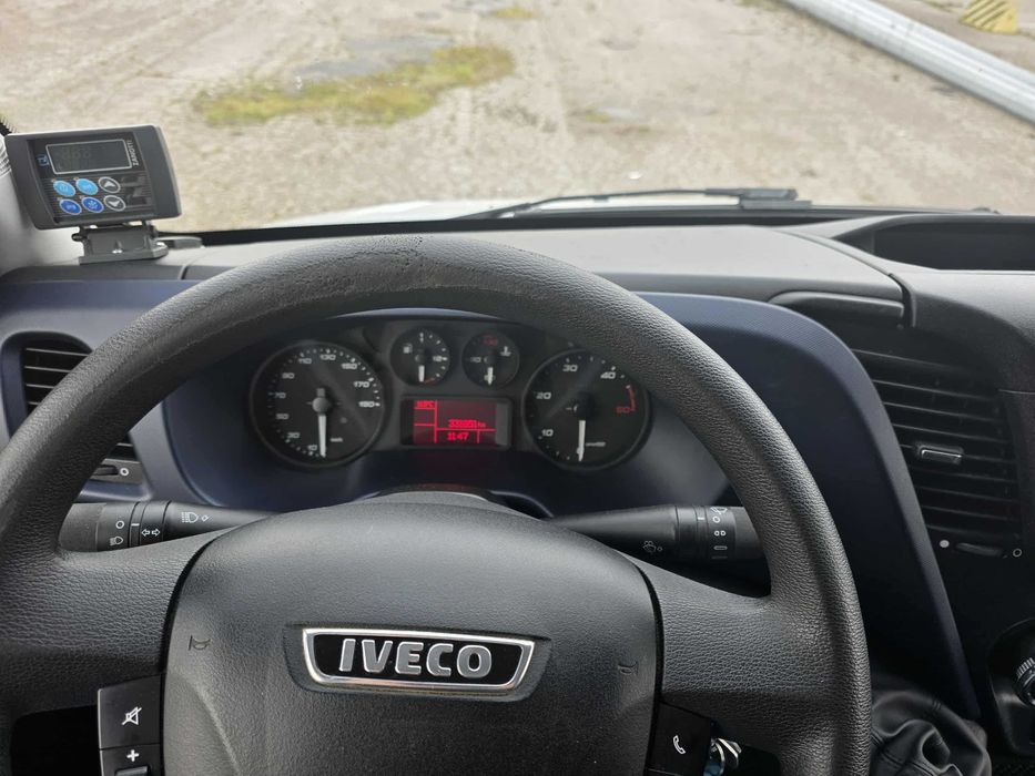 Iveco DAILY 35C15 2017 chłodnia winda jeden właściciel