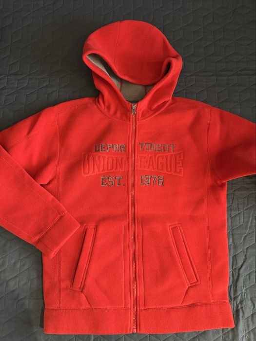 Продам тёплую кофту для мальчика