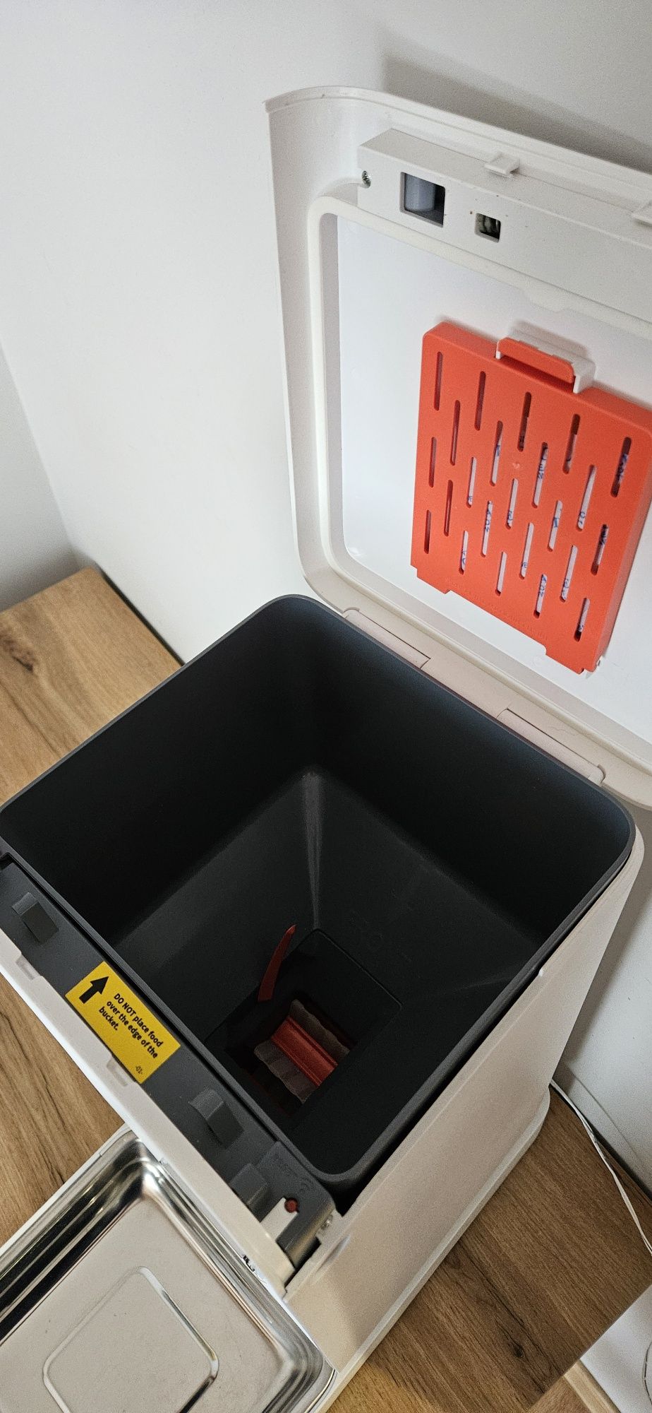 Podajnik karmi wi fi petkit smart Feeder