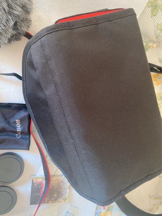 Canon EOS M50 Kit Completo