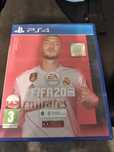 FIFA 20 na ps4 i Gran Turismo 2 arcade mode