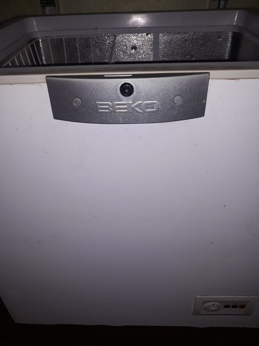 Морозильная камера Beko hsa 20550