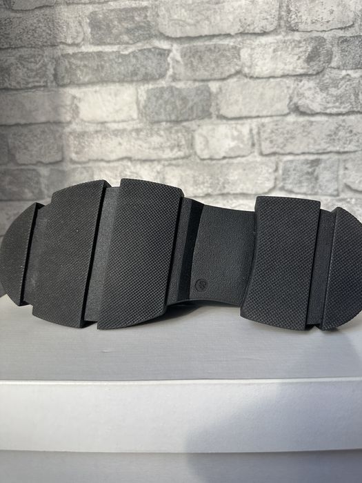 Нові лофери з натуральноі шкіри