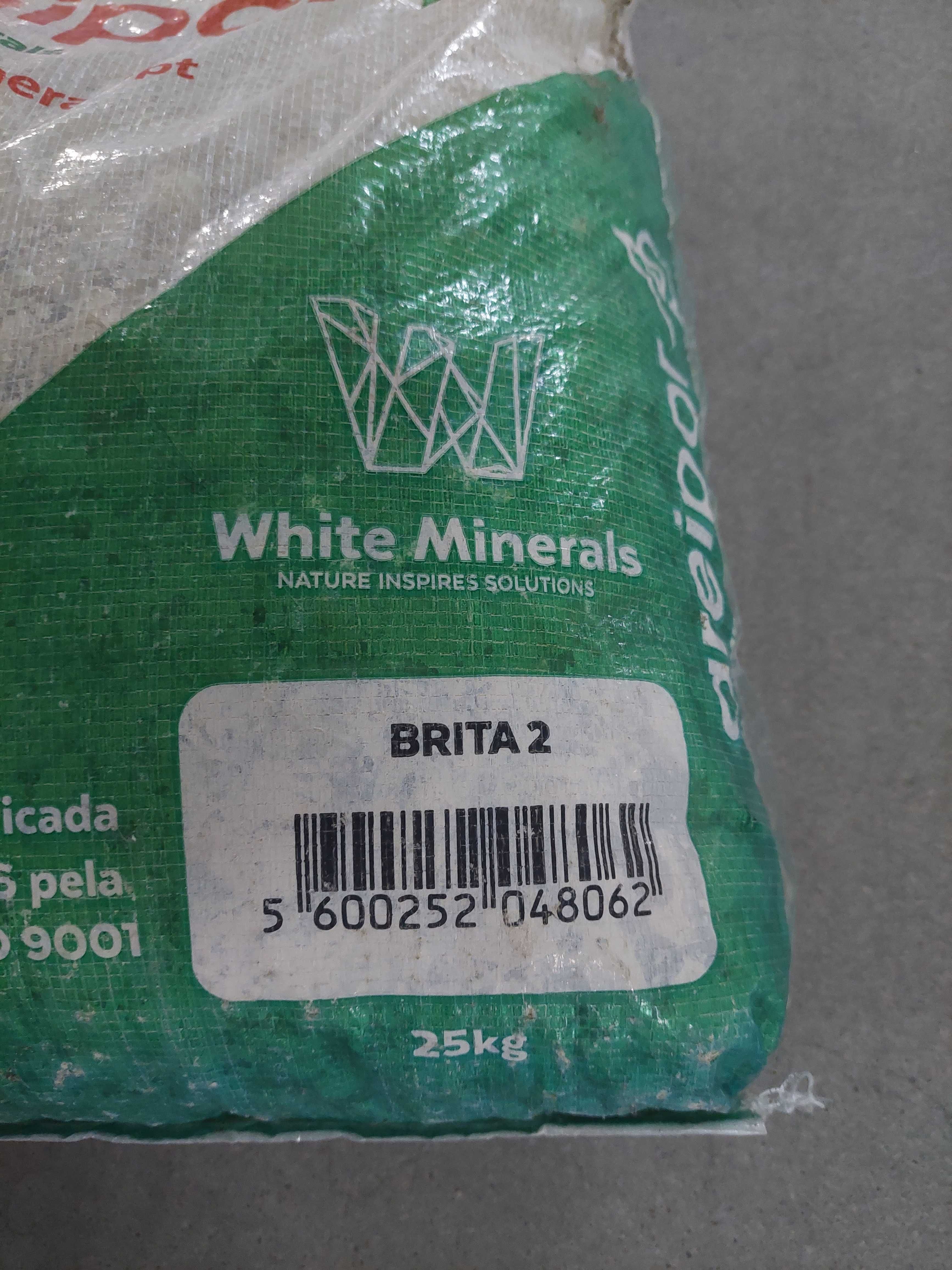 pedra brita nº2 saco 25kg
