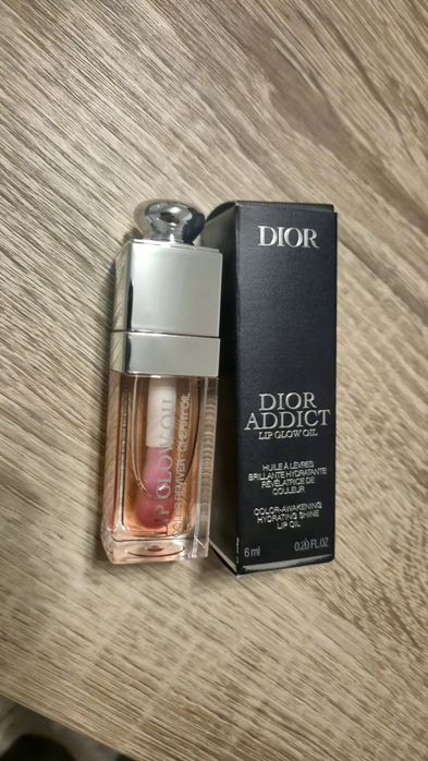 Dior Lip Glow Oil - Błyszczyk do ust w formie olejku 001 Pink