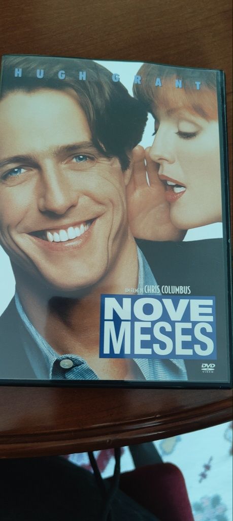 Cinco  DVD novos