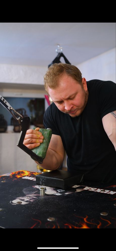 Trener Personalny. WROCŁAW Armwrestling.