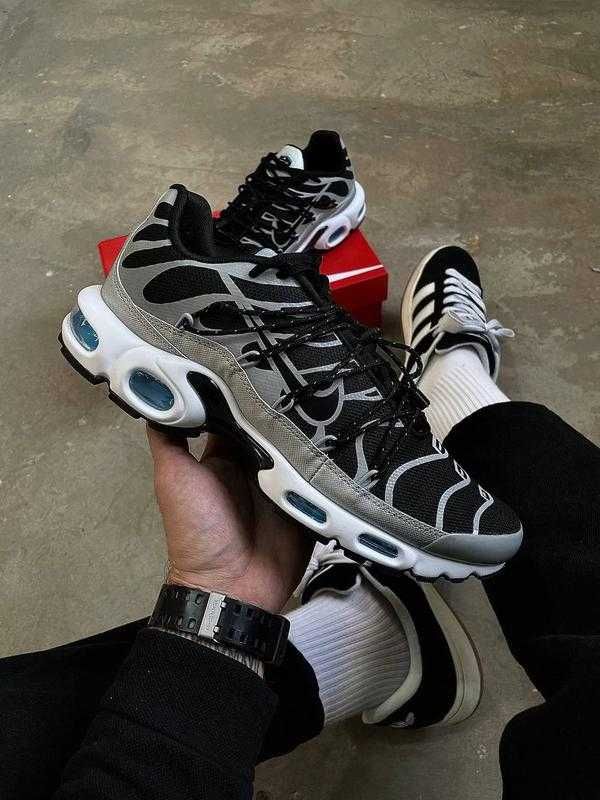 (БЕЗ ПЕРЕДОПЛАТИ)Nike Air Max Plus найк аір аер макс TN тн сірі чорні