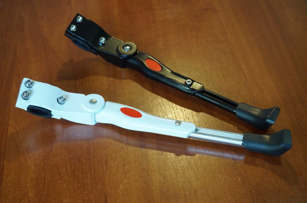 Підніжка лапка велосипедна з регулюванням, подножка