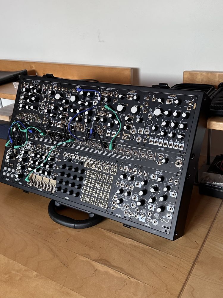 Make Noise Black & Gold Shared System Plus Eurorack Modular
