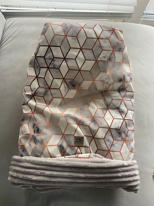 Kokon dla kota ręcznie szyty od Madlen