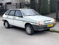 Lada Samara Lada Samara Sputnik 1,3 1990r - zarejestrowany na zabytek