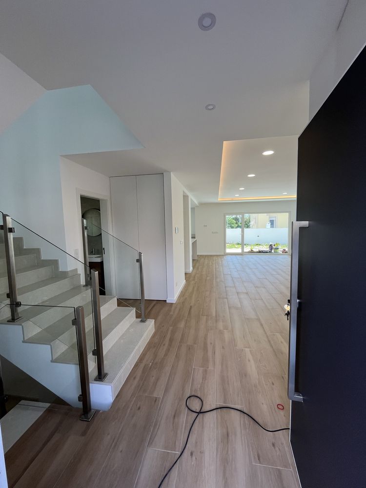 Moradia Moderna T3 com Piscina - Caparica e Trafaria