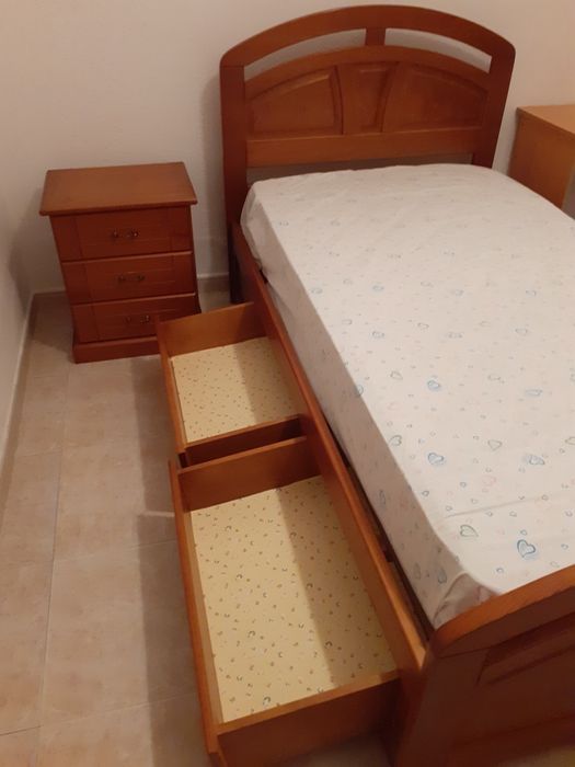 Mobilia de corpo e meio