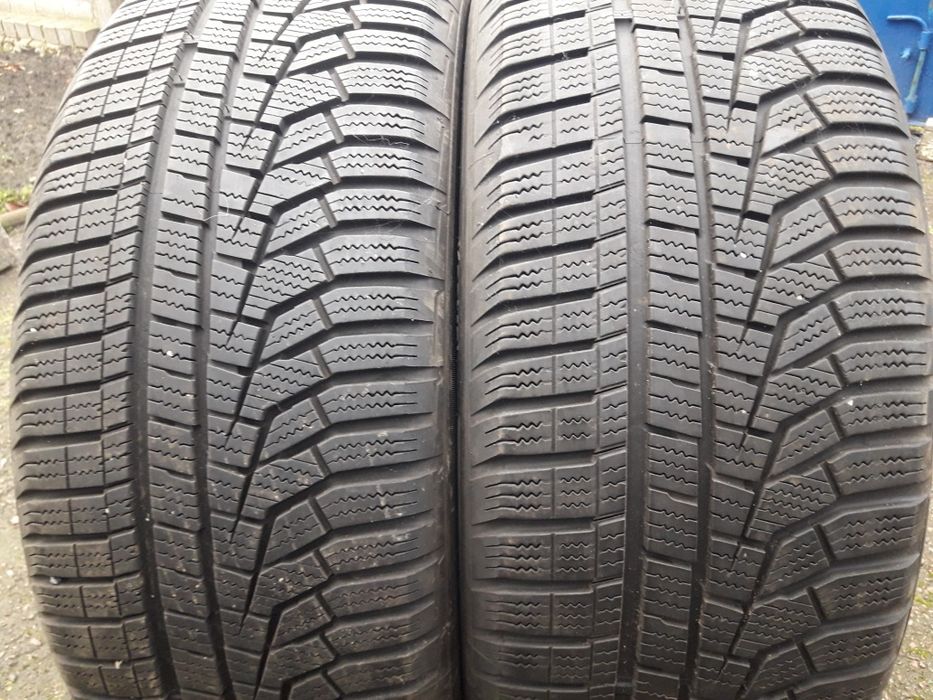 Шини б/у R-17/205/50 Hankook Winter I*Cept Evo2 ЗИМА