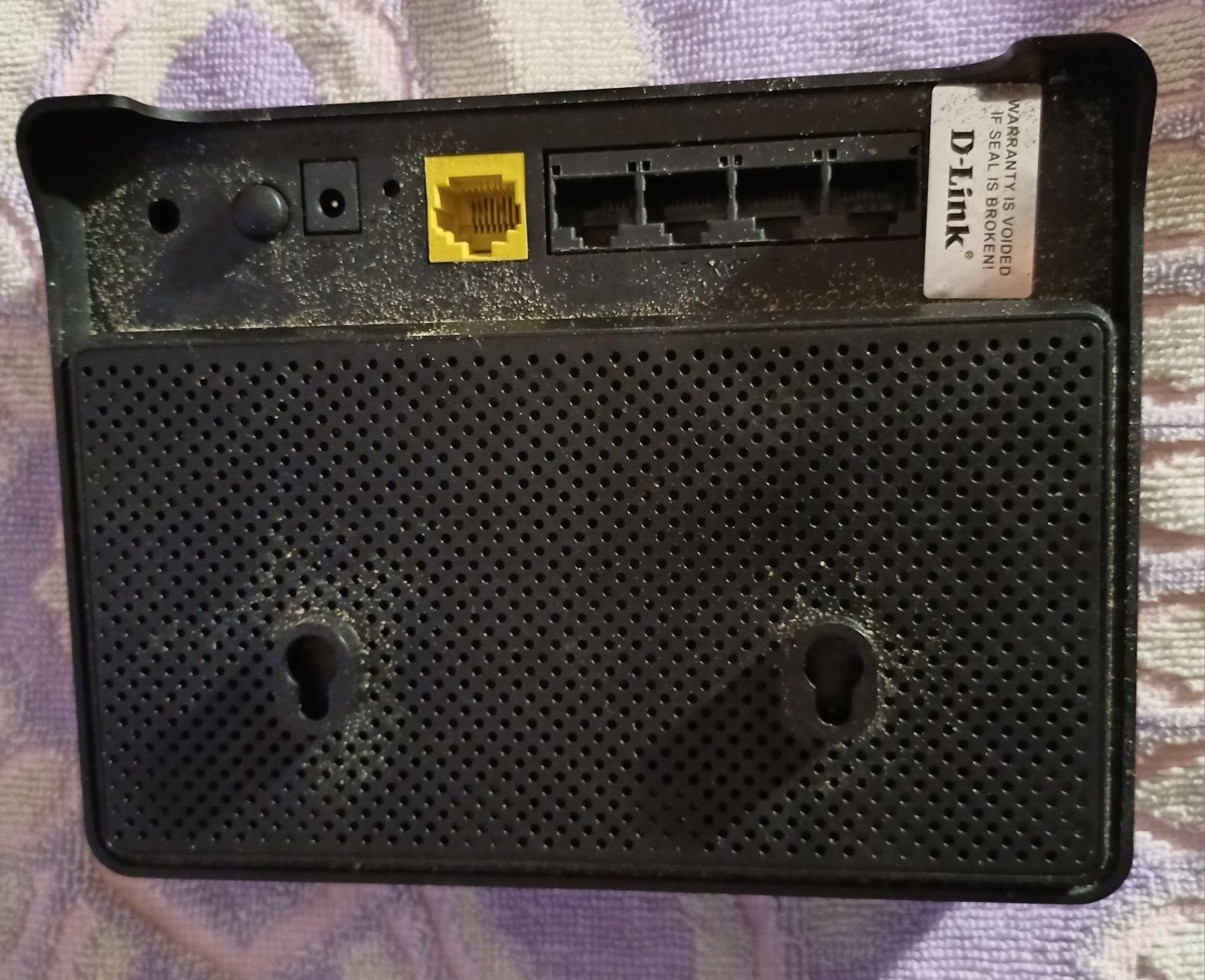 Роутери D-Link DIR-300 та DIR-100