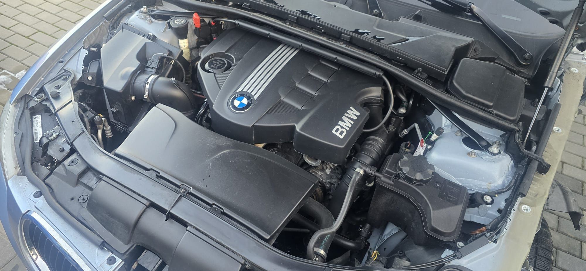 Silnik n47d20c 177 km BMW E60 E61 E90 E91 e87 E92 E93  w aucie