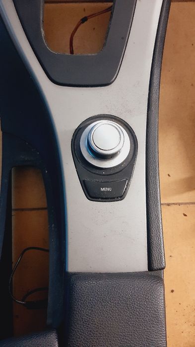 Bmw e90 e91 Podłokietnik I-drive Popielniczka Tunel