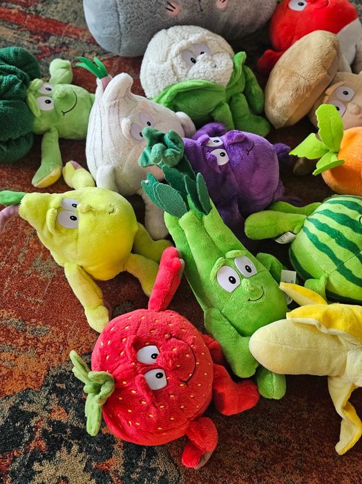 Pluszaki warzywa i owoce. Zestaw 13 przemiłych zabawek dla dzieci.