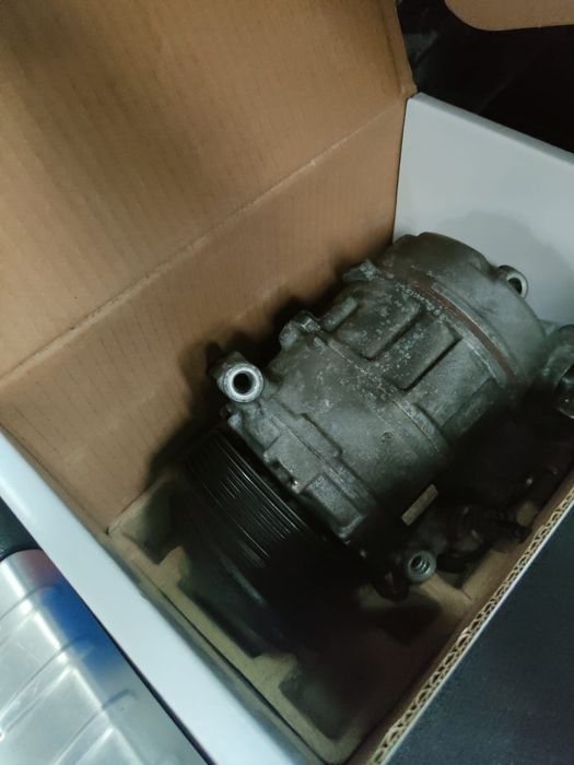 BMW X6 E71 40dX N57S — Compressor AC avariado + Alternador (Peças)