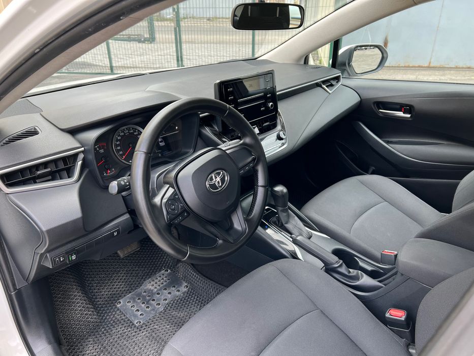 Оренда автомобіля з правом викупу Київ Toyota Corolla 2020