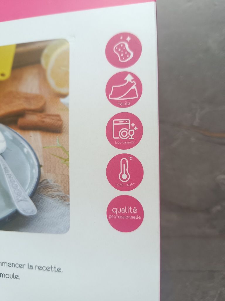 Silikonowa forma do pieczenia w kształcie cytryn