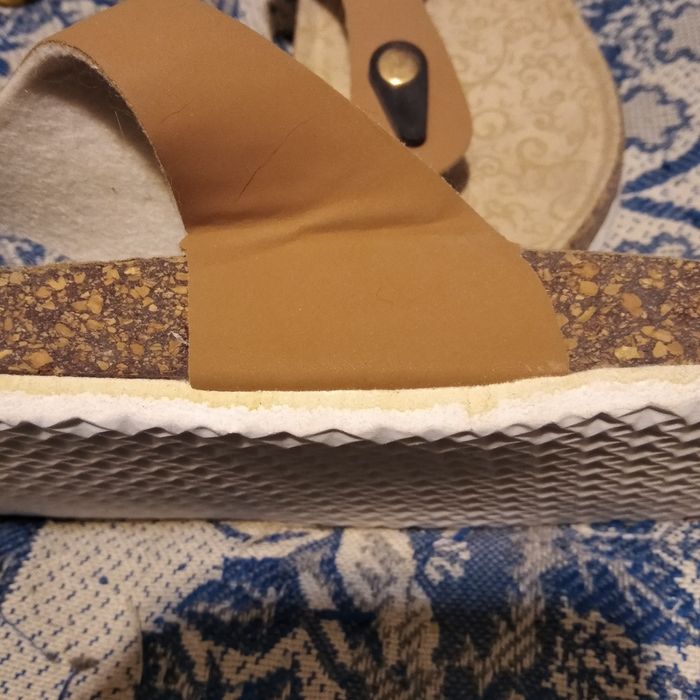 Шлепки босоножки Женские новые через пальчик